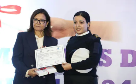 كاتبة الدولة في الصيد البحري ووالي جهة ماسة يترأسان حفل تخرج طلبة المعهد العالي للصيد البحري بأكادير