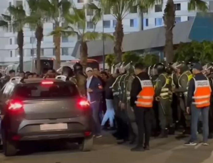 تداعيات مباراة الوداد والجيش: اعتقال 17 شخصًا على خلفية أعمال عنف.