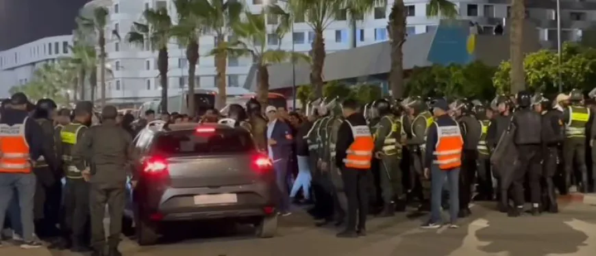 تداعيات مباراة الوداد والجيش: اعتقال 17 شخصًا على خلفية أعمال عنف.