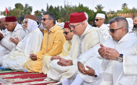 عامل إقليم تيزنيت يؤدي صلاة عيد الأضحى بساحة الاستقبال في أجواء روحانية مهيبة
