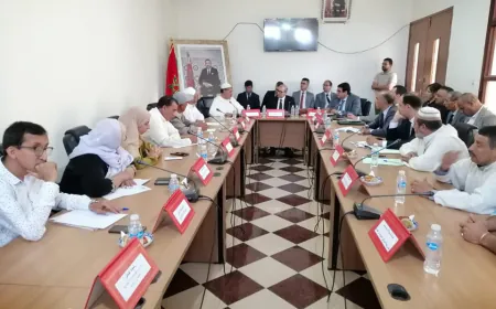 عامل إقليم اشتوكة آيت باها يواصل زياراته الميدانية ويحل بجماعة تنالت في عمق جبال الإقليم