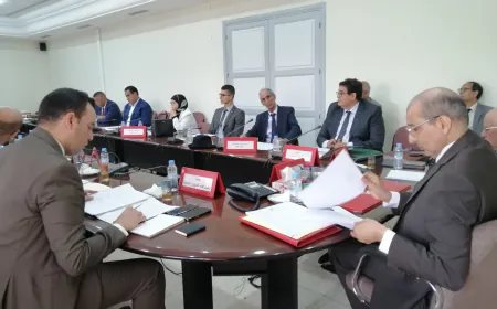 عامل إقليم اشتوكة آيت باها يعقد لقاءً استراتيجيًا مع غرفة التجارة والصناعة والخدمات