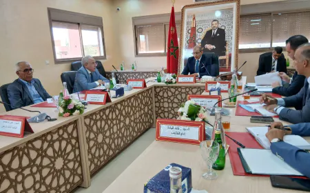 عامل الاقليم في عمق المنطقة الجبلية.للانصات إلى نبض ساكنة اداوكنديف.