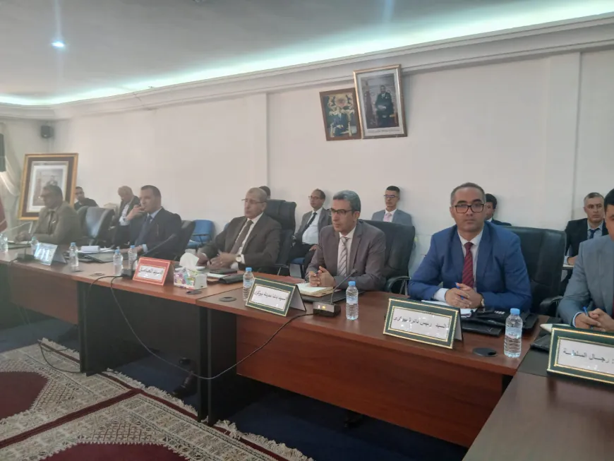 عامل الإقليم يواصل سلسلة جلسات التواصل مع فعاليات المجتمع المدني بالإقليم: الموعد مع فعاليات باشوية ودائرة بيوكرى