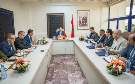 الوالي سعيد أمزازي يترأس مجلس إدارة شركة "أكادير الكبير للنقل والتنقلات الحضرية" ويؤكد تسريع وتيرة مشاريع النقل المستدام